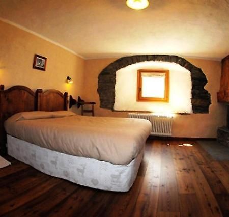 Locanda Lo Foo Ла-Саль Экстерьер фото